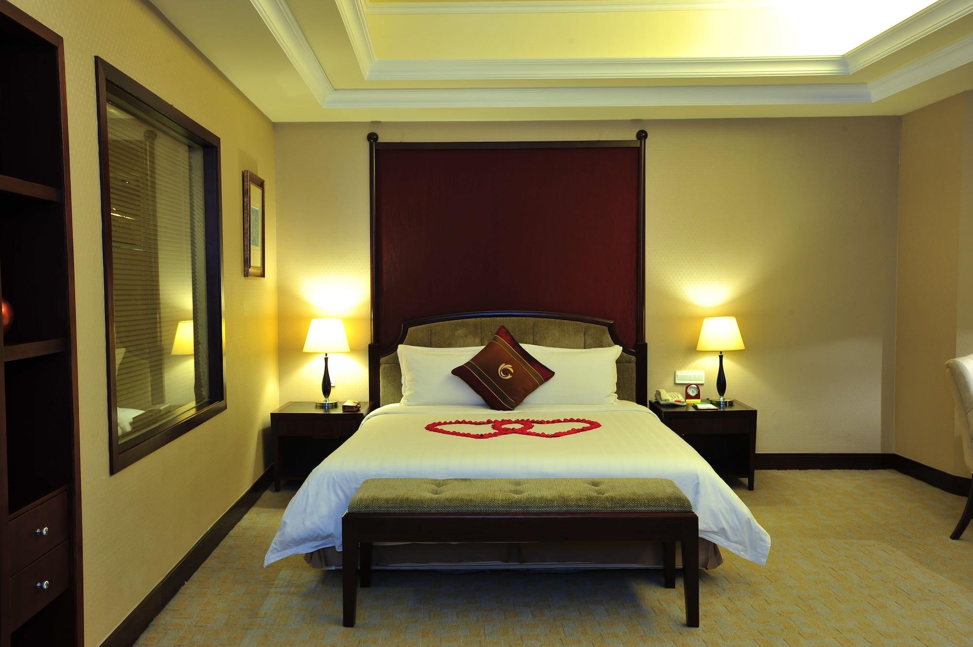 The Royal Marina Plaza Hotel גואנגג'ואו מראה חיצוני תמונה