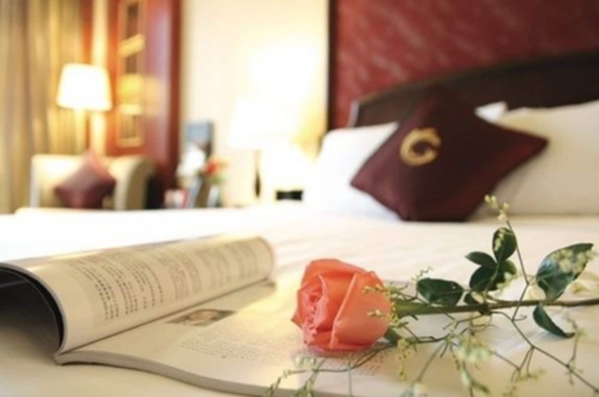 The Royal Marina Plaza Hotel גואנגג'ואו מראה חיצוני תמונה