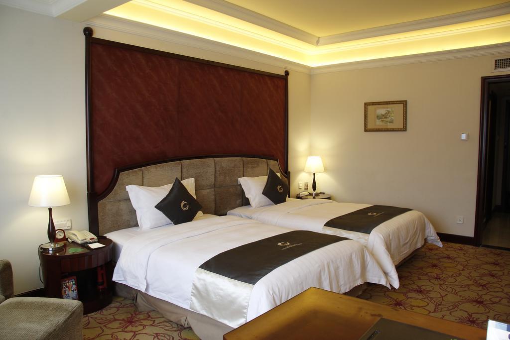 The Royal Marina Plaza Hotel גואנגג'ואו מראה חיצוני תמונה