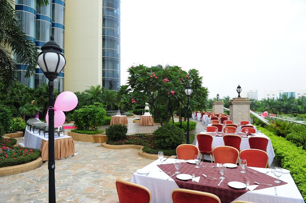 The Royal Marina Plaza Hotel גואנגג'ואו מראה חיצוני תמונה