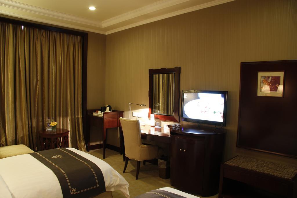 The Royal Marina Plaza Hotel גואנגג'ואו מראה חיצוני תמונה