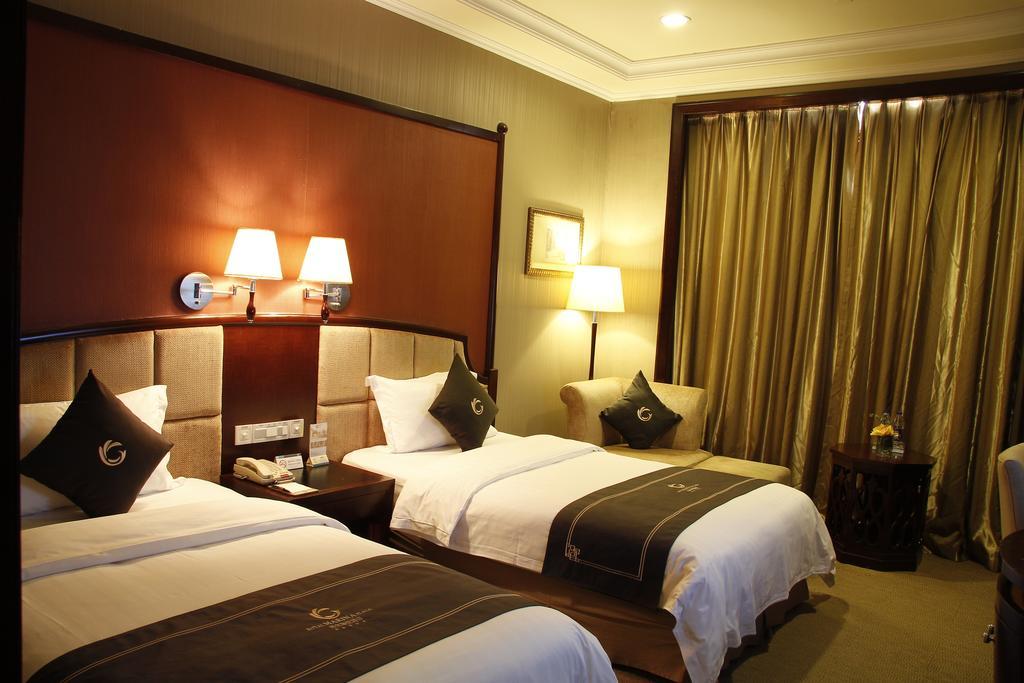 The Royal Marina Plaza Hotel גואנגג'ואו מראה חיצוני תמונה